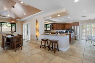 Elegant Hawaiian Estate with Private Pool - 1