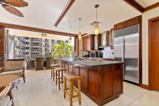 Hale Hoaloha Beachfront Condo in Ko Olina - 8
