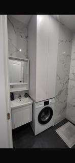 Lulaj's Coastal Flats B - Valona - 6