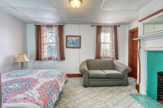 Historic Mansion with Summit View - 2