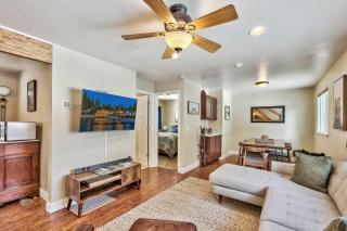 Dancing Bear Cabin - Pet Friendly Sleeps 4 Totally cute - 2
