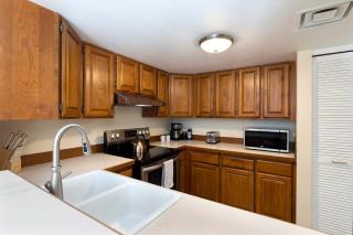 Oceanfront 2-Bedroom Condo in Kailua-Kona - Kailua-Kona - 4