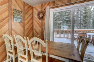 Whispering Pines Cabin - Family & Pet Friendly Abode - 1