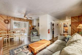 Whispering Pines Cabin - Family & Pet Friendly Abode - 8