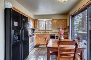 Cold Creek Chalet - Hot tub & Movie Room - South Lake Tahoe - 3