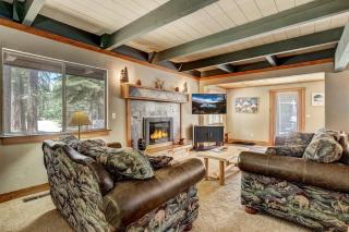 Bear Pause 4BR - Large Deck & Balcony - 9