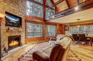 Woodland Escape - Cute Little Cabin in the Woods - South Lake Tahoe - 4