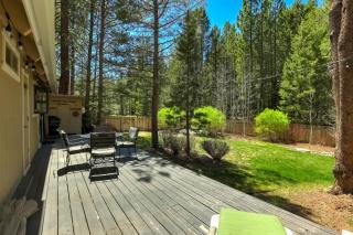 Stout House Cabin - Your kids favorite backyard - 8