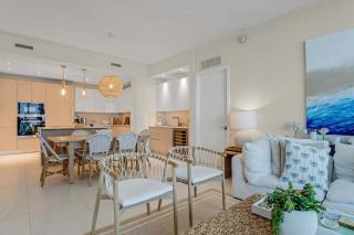Casa Del Mar by Rove - Ocean Views with Pool Access - Riviera Beach - 3
