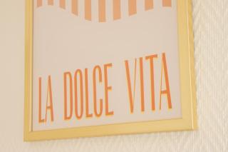 La Place Servant 2 - 8