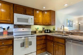 Ocean View Condo in White Sands Village - 7