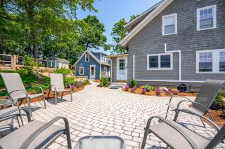 Downtown Ogunquit - Walk to Beach Shops & Seafood - 9