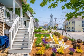 Steps to Beach & Downtown OGT - Screened in Porch - 4