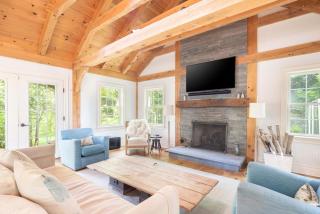 Summerset Villa by Rove Travel - Home with Pool & Hot Tub - 9