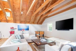 Summerset Villa by Rove - Family Home with Pool & Hot Tub - Bridgehampton - 1