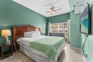 Enchanted At 7 Dwarfs Lane - 7