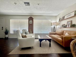 Divine Space Coast Retreat - 7