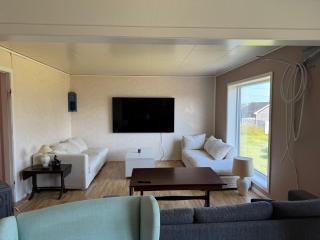 Et hus som ligger dypt inn i havet - Steinshamn - 3