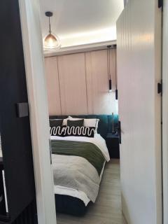 Peaceful and Spacious Spaces - 2Br - 7