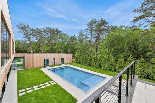 Blue Jay Villa by Rove - Family Home with Heated Pool Sauna & Gym - 1