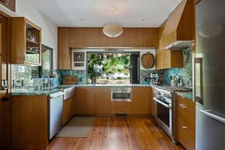 Ocean View by Paradise Retreats - 4