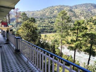 Hotel YAMUNA RIVERFRONT - 6