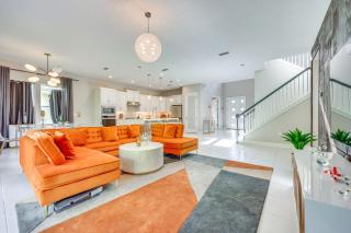 Less Than 20 Mi to JAX Beach and Game Days Upscale Retreat - Pine Bluff - 0