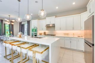 Less Than 20 Mi to JAX Beach and Game Days Upscale Retreat - Pine Bluff - 6