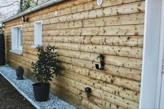 Chambre indépendante avec salle de bain et toilettes - 7