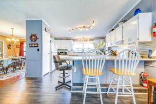 Secluded Hampstead Vacation Rental with Deck! - Surf City - 4