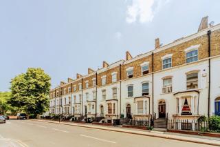 Bright & Stylish 2BR Flat in Trendy Newington Green, London - 4