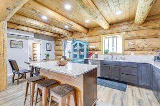 Explore Uintah Basin Rustic Cliff Cabin with Loft - - 2