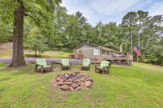 Treetop Hideaway with Lake Views and Fire Pit! - Fairfield Bay - 8
