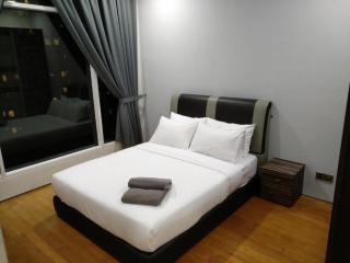 LSA - Amerin Residence Netflix 家庭式与2房2厕楼下 Mall - Serdang - 9