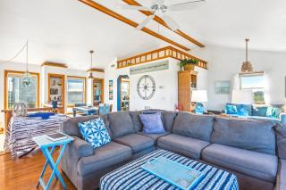 8342 - Lifesaver's Haven - Avon - 8