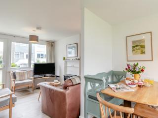 2 Bed in Pembroke FB101 - Hodgeston - 7
