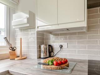 2 Bed in Pembroke FB101 - 5