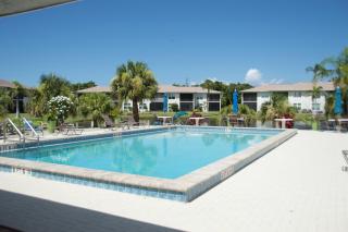 Cozy beach getaway - Fort Myers - 9
