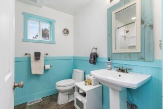 SEA ESTA on WHIDBEY ISLAND - 8