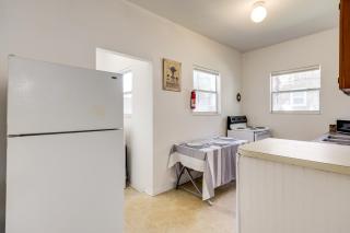 Walk to Food and Art Condo in Historic Riverside - 5