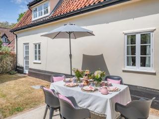 Oak Tree Cottage - - 6