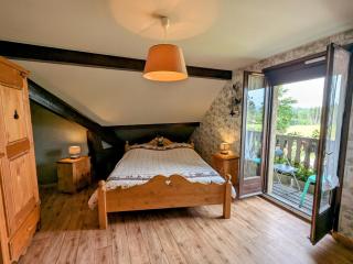 Chambre familiale avec piscine et SPA à Anould - FR-1-589-708 - 2