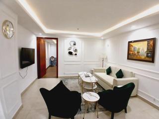 Experience The Art of Luxury living in Gold Crest Mall DHA Lahore - 8
