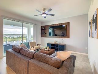 Lovely 2BR Lakeview Condo with 2 clubhouses - Kissimmee - 2