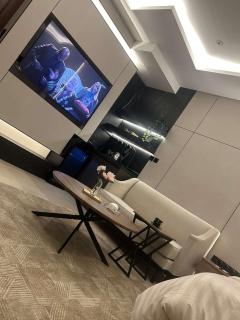 استديو بتراس مطل على Kafd - Riyadh - 8