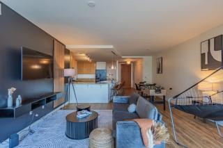 Tranquil 1BR with Parking Gym Pool - Phoenix - 0