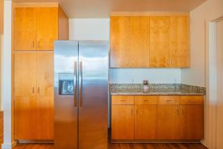 Tranquil 1BR with Parking Gym Pool - Phoenix - 4