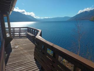 Cabaña Celeste - Acceso directo a playa lago Caburgua y cancha de tenis - direct access Beach in Caburgua Lake and tenis court - 7