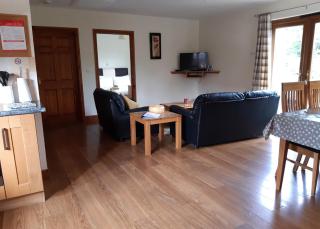 Heartsease Lodges - Llanddewi Ystradenny - 9