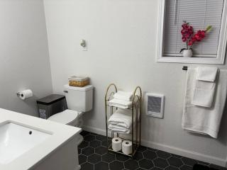 Cozy Studio in the Pecos Village - Pecos - 3